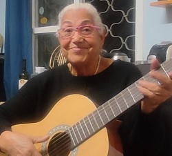 המלצות גיטרה לגיל השלישי